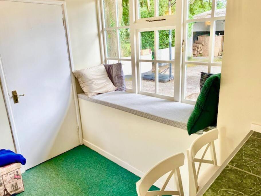 Cosy 2 Bed Cottage Next To Fota Wildlife Park Cork Bagian luar foto